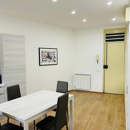 Perni Rooms Palermo Exteriör bild