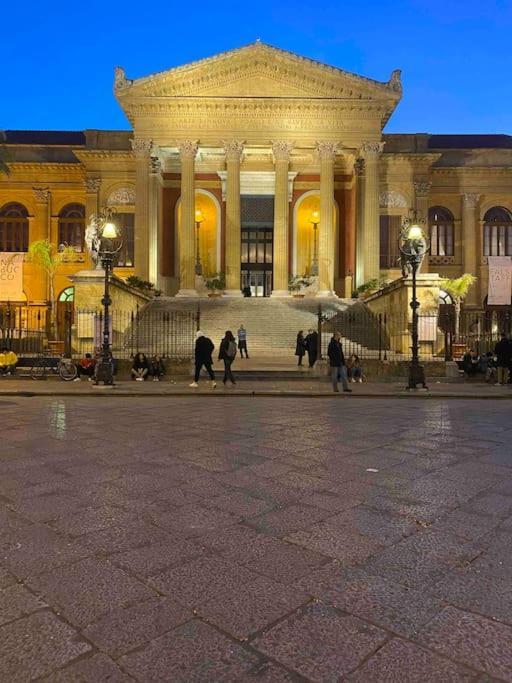 Perni Rooms Palermo Exteriör bild