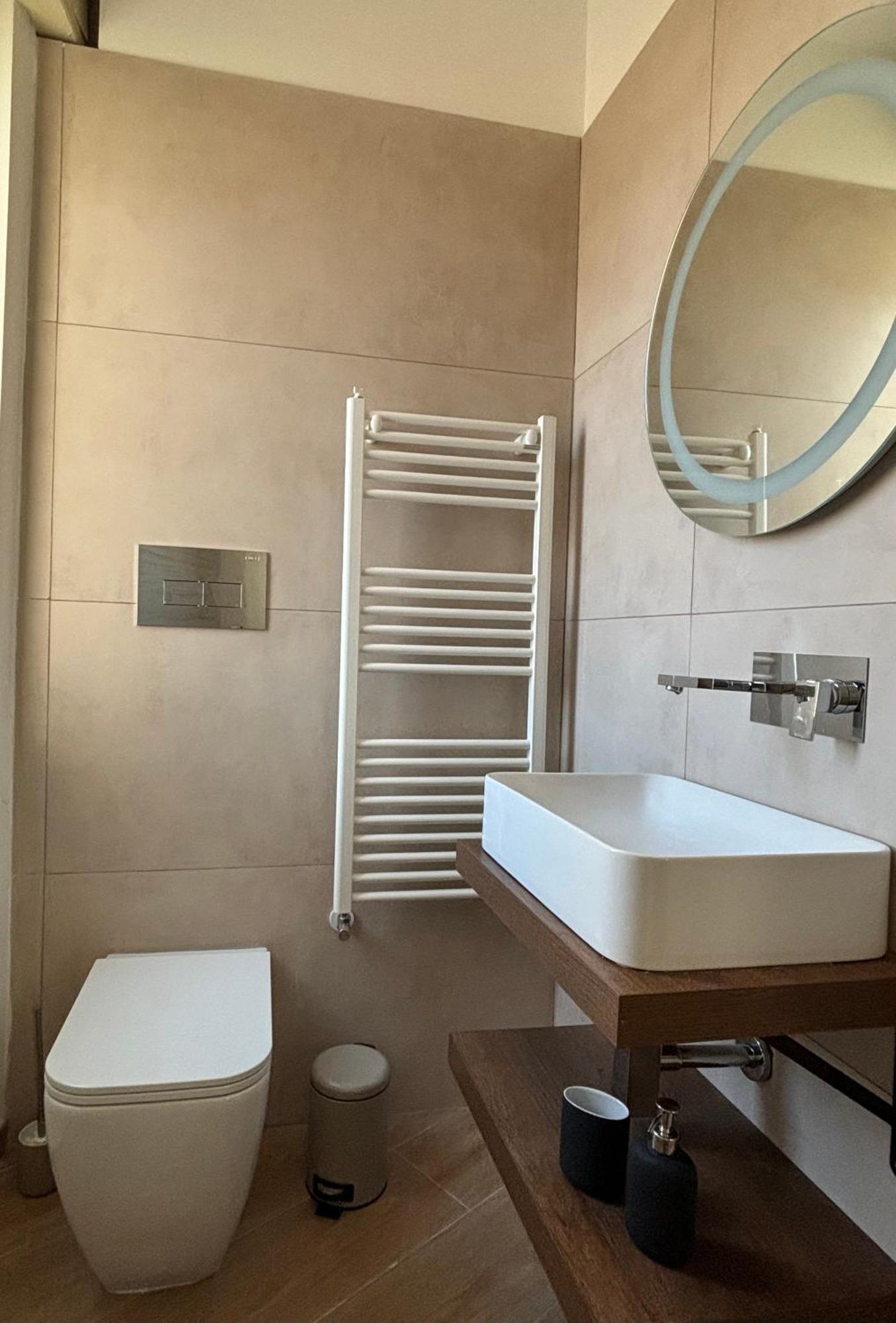 Perni Rooms Palermo Exteriör bild